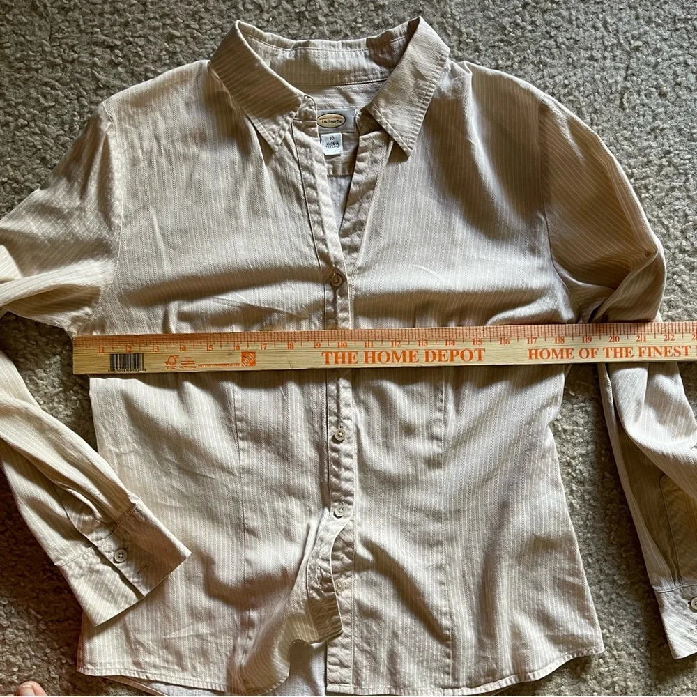 Talbots Womens Button Down Long Sleeve Shirt Sz 10 Preppy Classic Old Money Tan